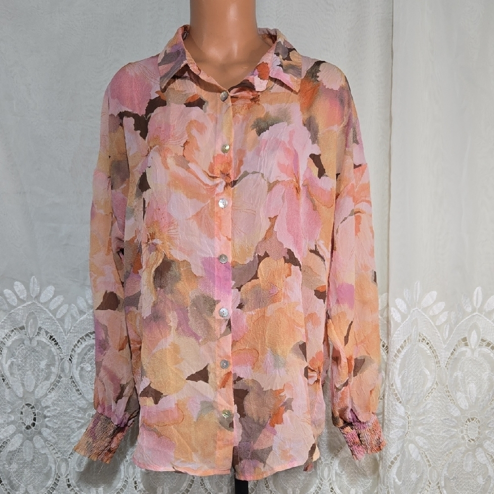 Daytrip Long Sleeve Sheer Floral Shirt/Top Sz Small